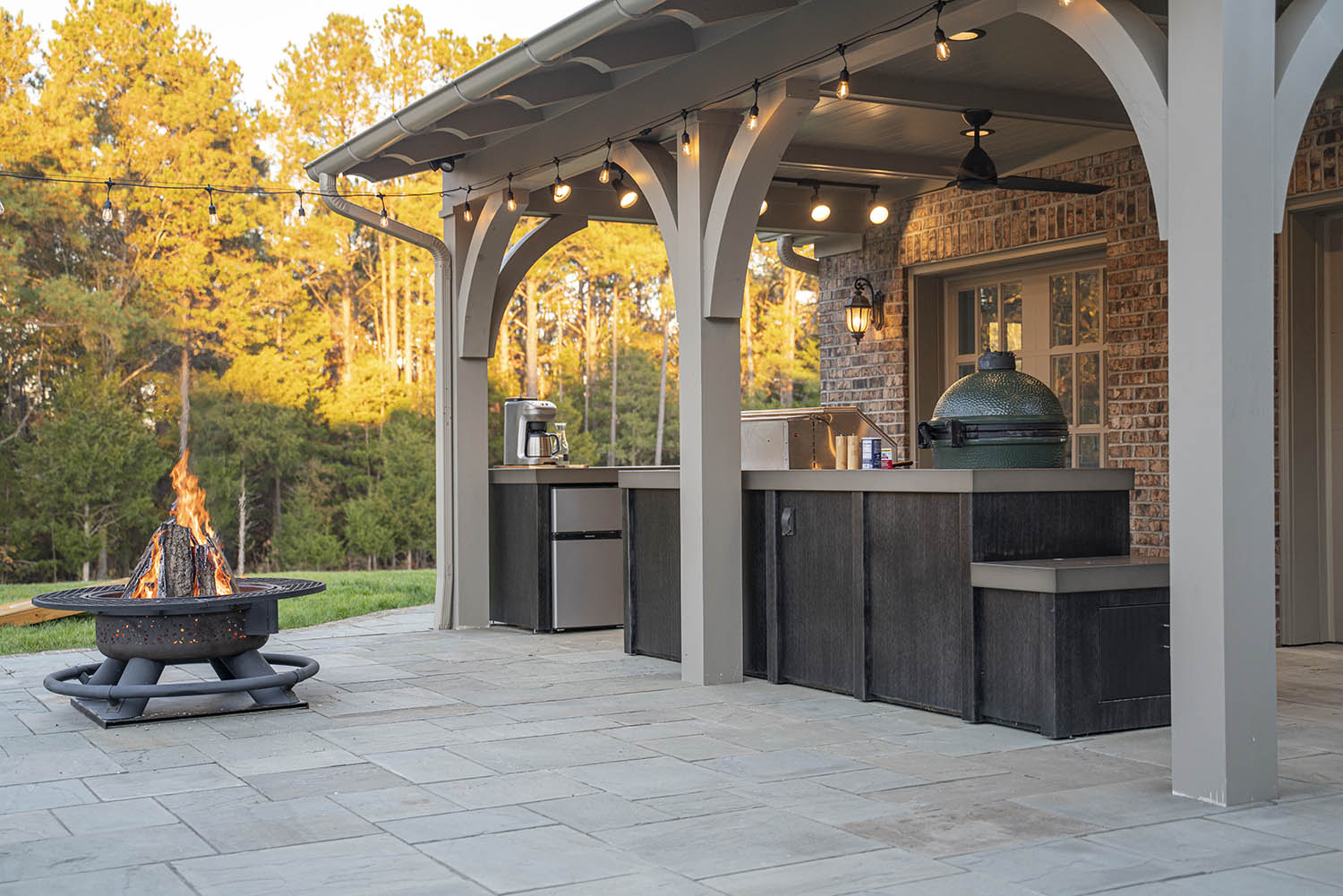 Garden Ease Custom Grill & Modular Modern Outdoor Kitchen